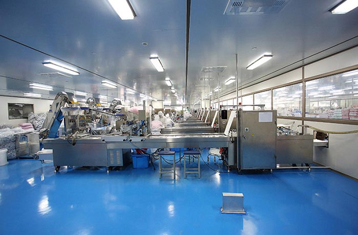 Automatic packaging workshop for small packaging blister products